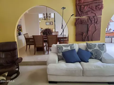 Dining - 2221 E Northview Ave, Phoenix, AZ 85020 photo 3 of 3