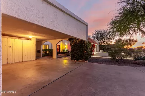Exterior - 2221 E Northview Ave, Phoenix, AZ 85020 photo 13 of 27