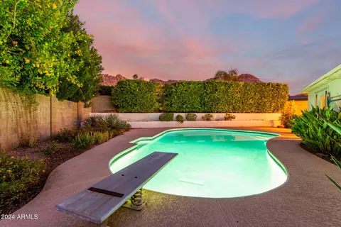 Exterior - 2221 E Northview Ave, Phoenix, AZ 85020 photo 15 of 27