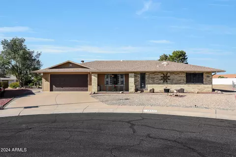 18420 N 98th Ave, Sun City, AZ 85373