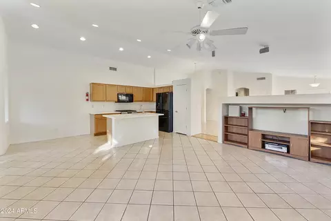 9117 E Hillview Cir, Mesa, AZ 85207 photo 9