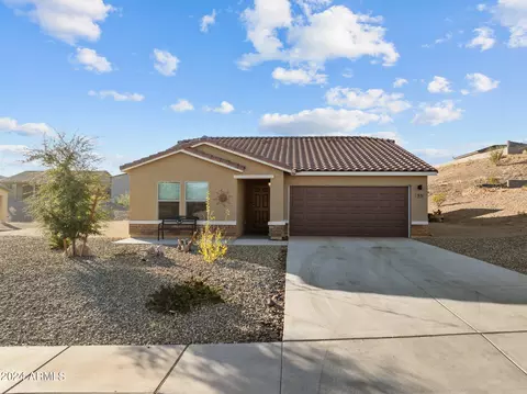 35 W Monte Cristo Dr, Wickenburg, AZ 85390