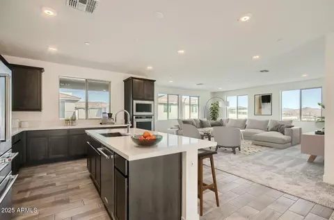 2121 W Sonoran Desert Dr #29, Phoenix, AZ 85085
