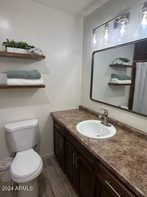 Bath - 798 E 18th St, Douglas, AZ 85607 photo 3 of 3