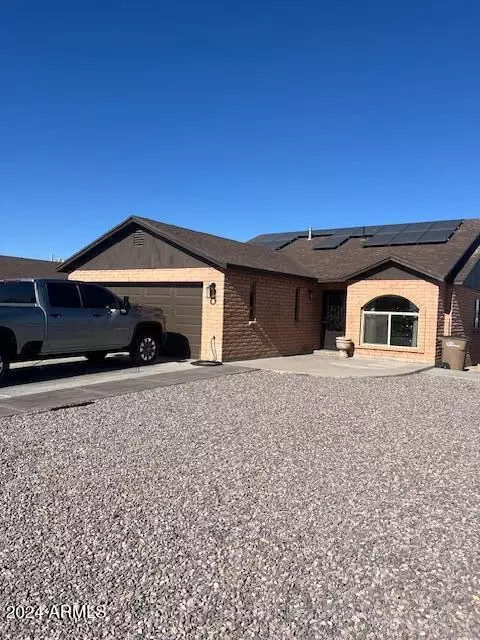 798 E 18th St, Douglas, AZ 85607