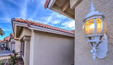 626 S Monterey St, Gilbert, AZ 85233 photo 3
