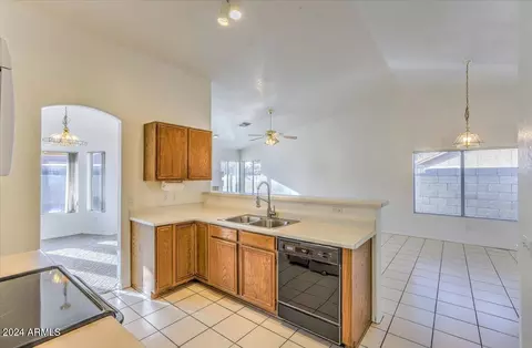 626 S Monterey St, Gilbert, AZ 85233 photo 13
