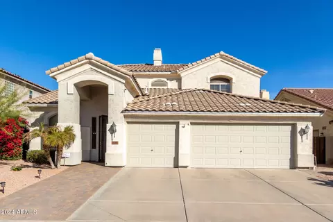 1334 W Deer Creek Rd, Phoenix, AZ 85045