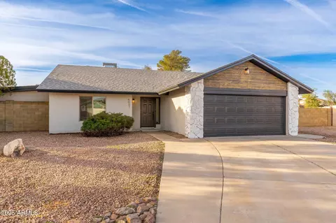 4057 E Karen Dr, Phoenix, AZ 85032 photo 2