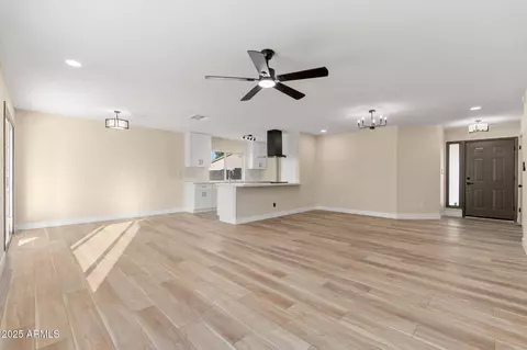 4057 E Karen Dr, Phoenix, AZ 85032 photo 4