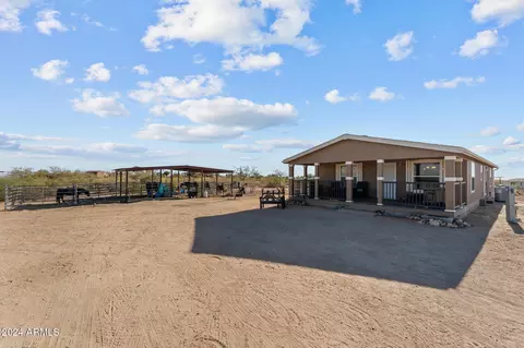 22401 W Steel Horse Rd, Congress, AZ 85332