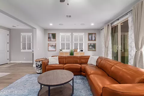 3915 E Megan St, Gilbert, AZ 85295 photo 7