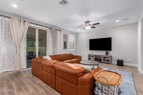 3915 E Megan St, Gilbert, AZ 85295 photo 4