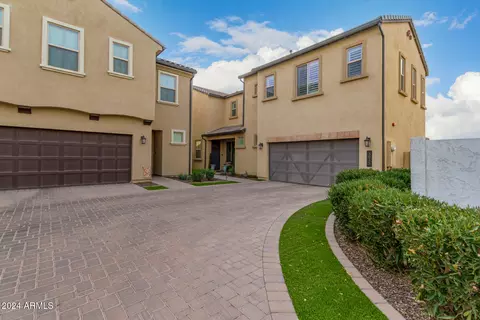 3915 E Megan St, Gilbert, AZ 85295 photo 3