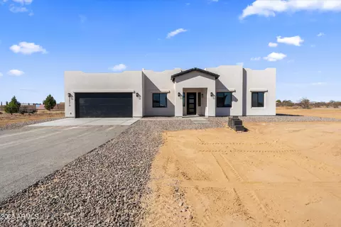 30510 N 208th Dr, Wittmann, AZ 85361