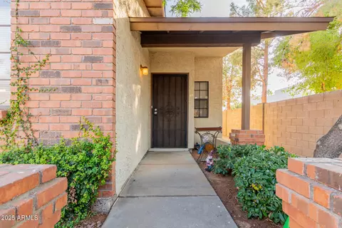 Exterior - 170 E Guadalupe Rd #14, Gilbert, AZ 85234 photo 3 of 13