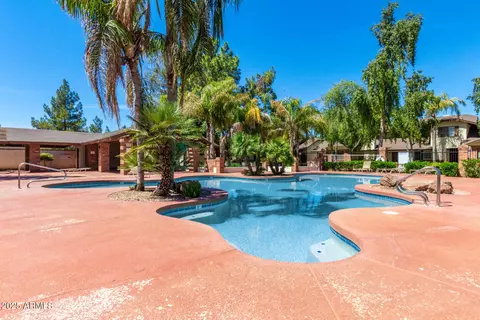Exterior - 170 E Guadalupe Rd #14, Gilbert, AZ 85234 photo 1 of 13