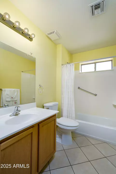 Bath - 11250 E Kilarea Ave #252, Mesa, AZ 85209 photo 6 of 6