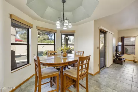Dining - 2226 Egret Ct, Gilbert, AZ 85234 photo 5 of 5