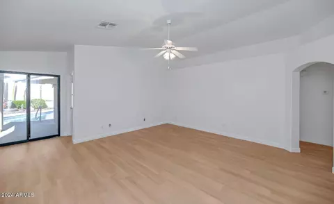 3244 E Hononegh Dr, Phoenix, AZ 85050 photo 12