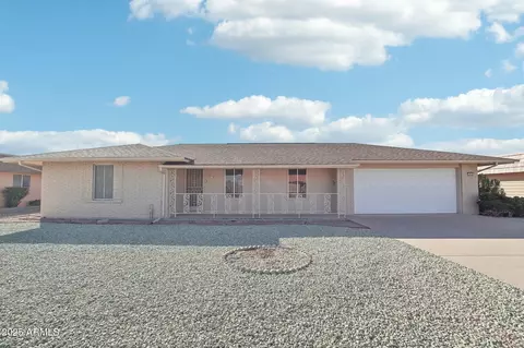 9725 W Pineaire Dr, Sun City, AZ 85351