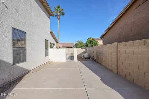 Exterior - 3264 E Los Altos Rd, Gilbert, AZ 85297 photo 5 of 10