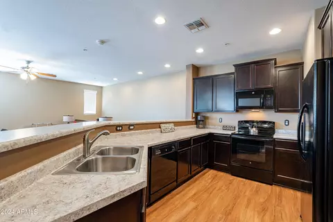 Kitchen - 4718 E Thunderheart Trl #103, Gilbert, AZ 85297 photo 1 of 4