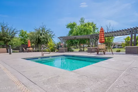 Exterior - 4718 E Thunderheart Trl #103, Gilbert, AZ 85297 photo 7 of 13