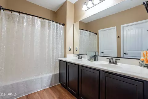 Bath - 4718 E Thunderheart Trl #103, Gilbert, AZ 85297 photo 1 of 3
