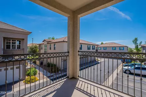 Exterior - 4718 E Thunderheart Trl #103, Gilbert, AZ 85297 photo 4 of 13