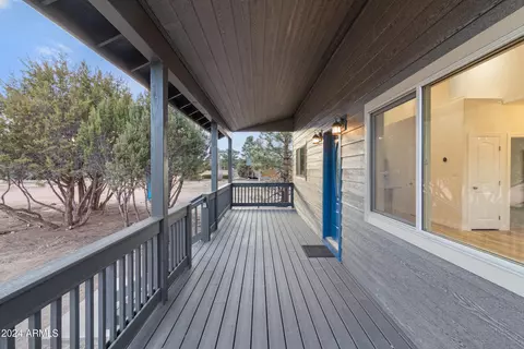 2228 Meadow Ln #320, Overgaard, AZ 85933 photo 9