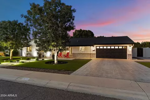 3526 Elm St, Phoenix, AZ 85018 photo 2