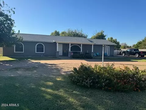904 N Alzora Way, Tolleson, AZ 85353