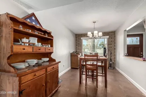 3921 E Shaw Butte Dr, Phoenix, AZ 85028 photo 9