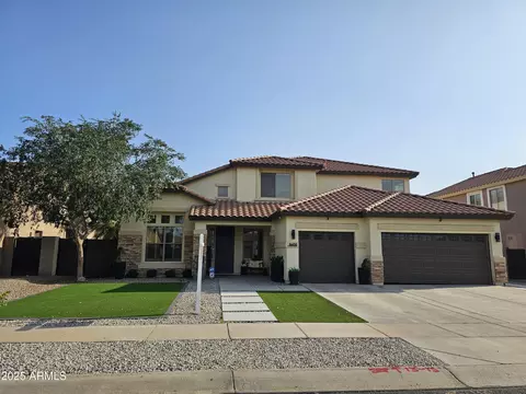 8605 W Carole Ln, Glendale, AZ 85305