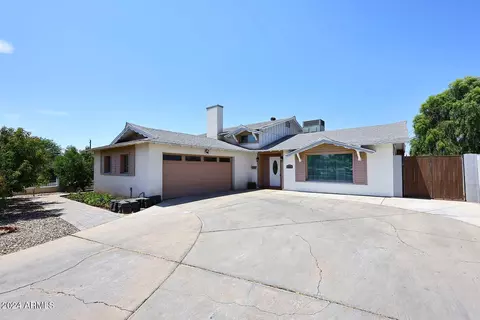 6402 N 45th Ave, Glendale, AZ 85301