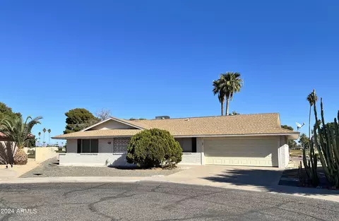 10626 W Mission Ln, Sun City, AZ 85351