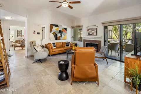15050 N Thompson Peak Pkwy #2053, Scottsdale, AZ 85260