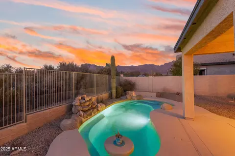 7114 E Hacienda La Colorada Dr, Gold Canyon, AZ 85118