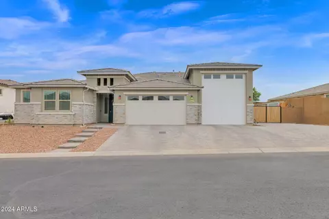12527 W Sierra Vista Ct, Glendale, AZ 85307