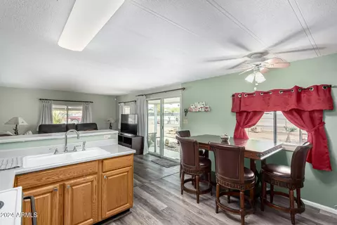 1776 N San Marcos Dr, Apache Junction, AZ 85120 photo 4