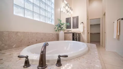 Bath - 8537 E Leland St, Mesa, AZ 85207 photo 2 of 5