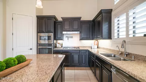Kitchen - 8537 E Leland St, Mesa, AZ 85207 photo 3 of 5