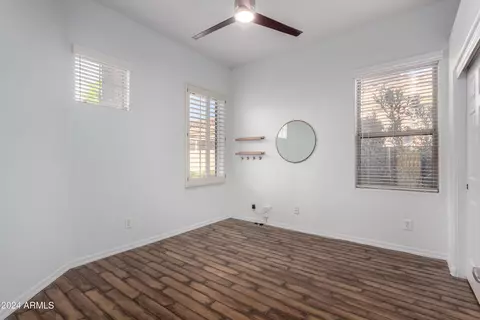 5246 Estevan Rd, Phoenix, AZ 85054 photo 23