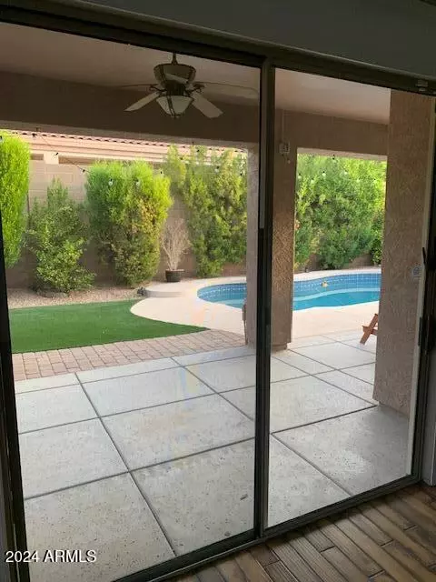 5246 Estevan Rd, Phoenix, AZ 85054 photo 19
