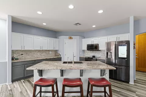 6131 S Eagle Pass Rd, Gold Canyon, AZ 85118