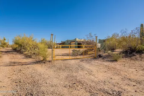 41525 E Desert Dove Dr, Marana, AZ 85658