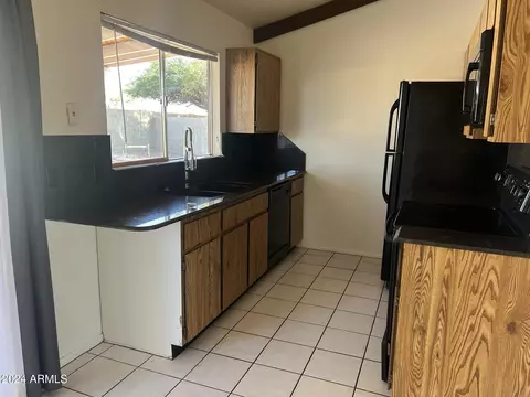 Kitchen - 1770 E Sandra Ter, Phoenix, AZ 85022 photo 2 of 3