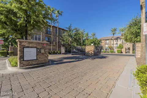 4409 N 24th Pl, Phoenix, AZ 85016 photo 9