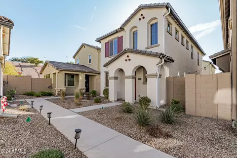 1723 S 83rd Way, Mesa, AZ 85209